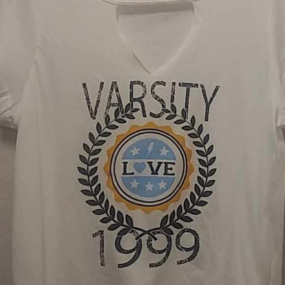 Bobbie Brooks Casual Shirt l Varsity T-Shirt - Picture 2 of 2